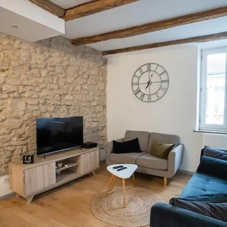 Apartment Guestready - Stone Wall Near Porte De La Citadelle *
