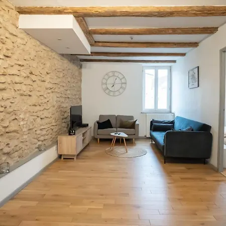 Guestready - Stone Wall Near Porte De La Citadelle